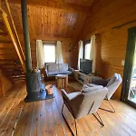 Chalet The Wooden Whisper *