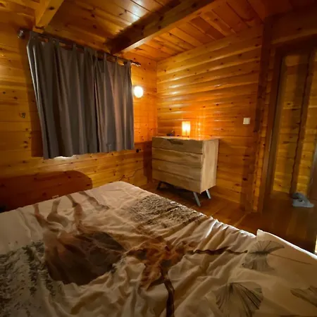 The Wooden Whisper Chalet Durbuy