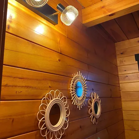 Chalet The Wooden Whisper