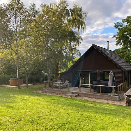 Chalet The Wooden Whisper